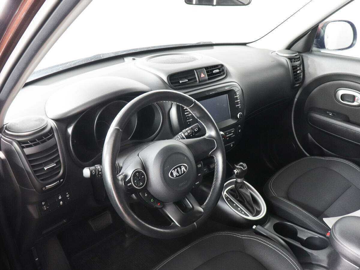 Купить Kia Soul с пробегом. Фото: #7
