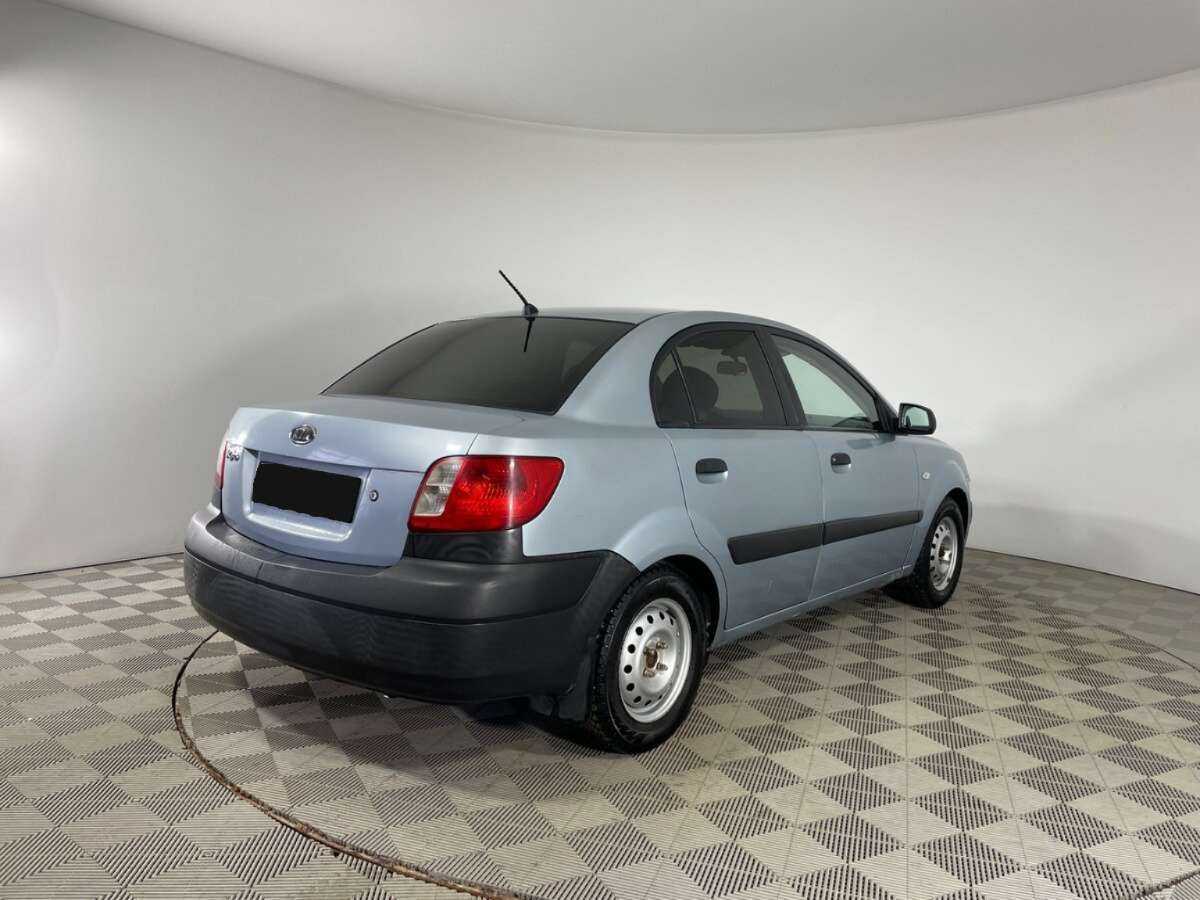 Купить Kia Rio с пробегом. Фото: #3