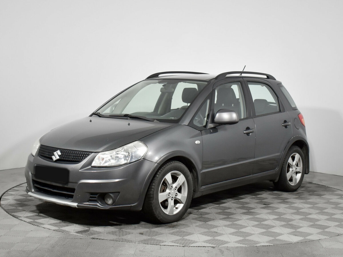 Купить Suzuki SX4 с пробегом. Посмотреть фото