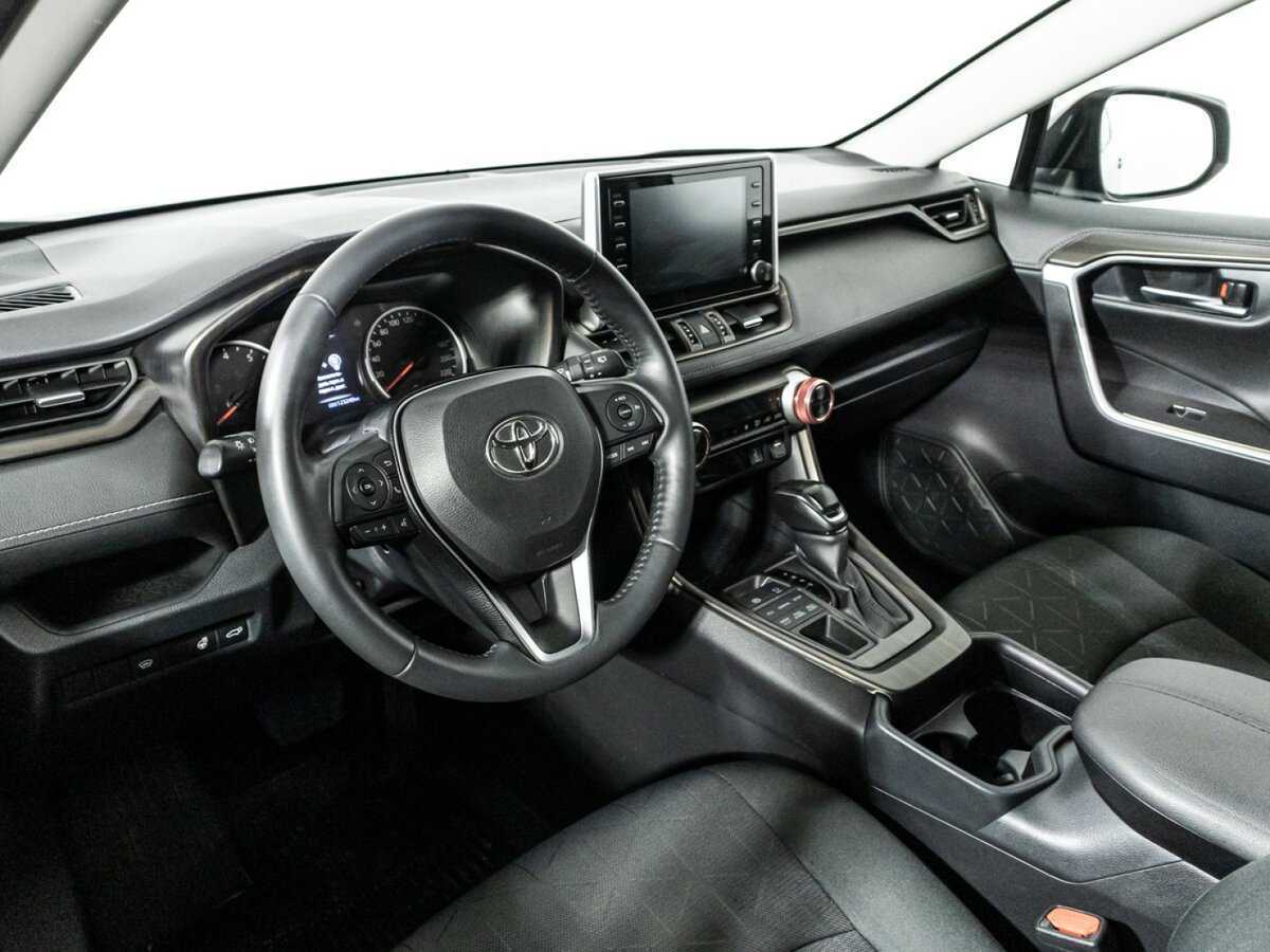 Купить Toyota RAV4 с пробегом. Фото: #10
