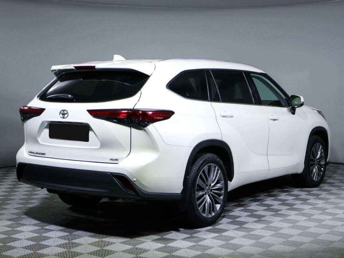 Купить Toyota Highlander с пробегом. Фото: #3