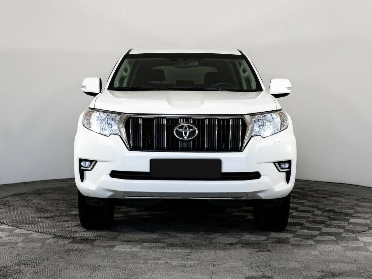 Купить Toyota Land Cruiser Prado с пробегом. Фото: #1