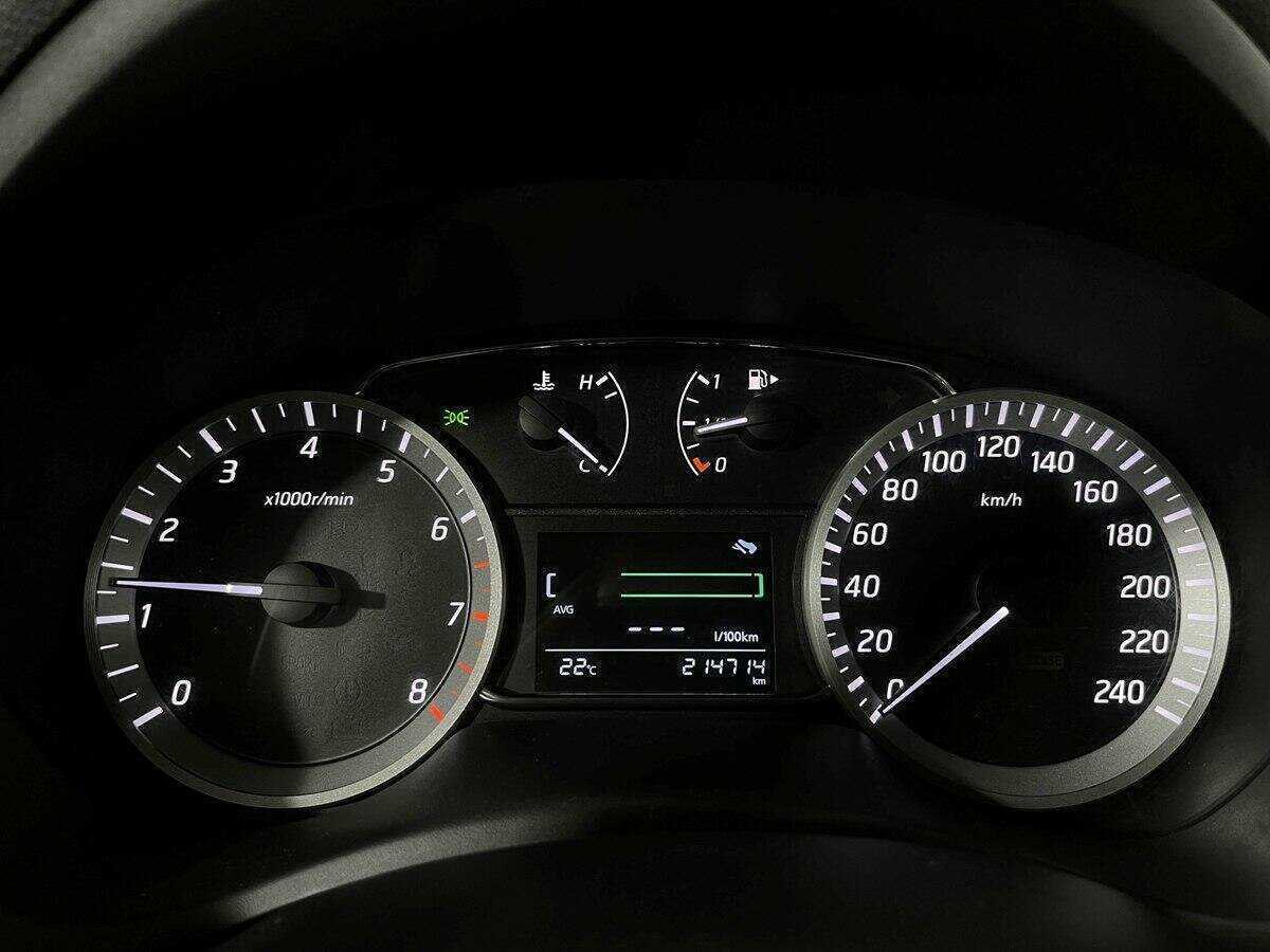 Купить Nissan Sentra с пробегом. Фото: #10