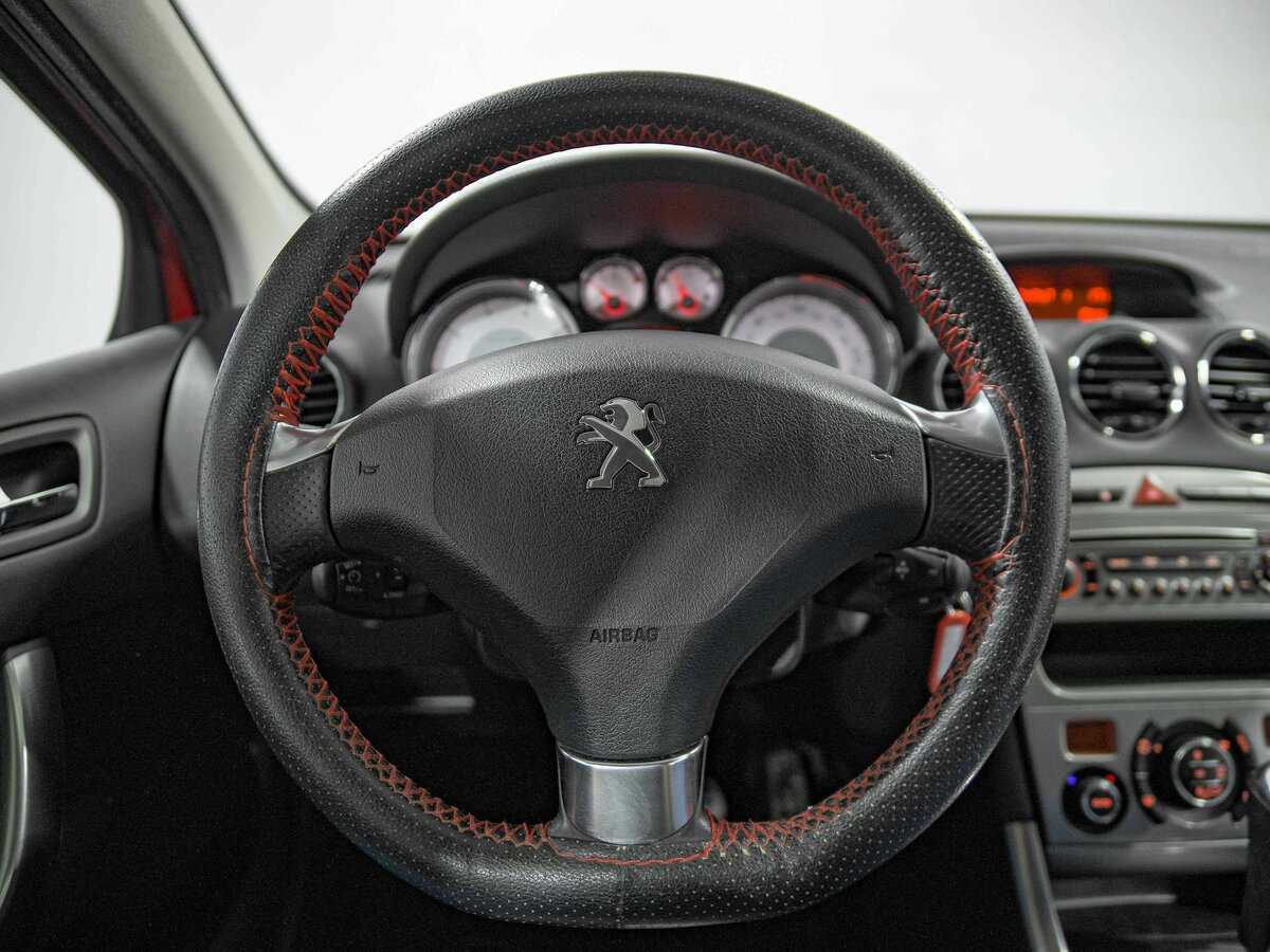 Купить Peugeot 308 с пробегом. Фото: #7