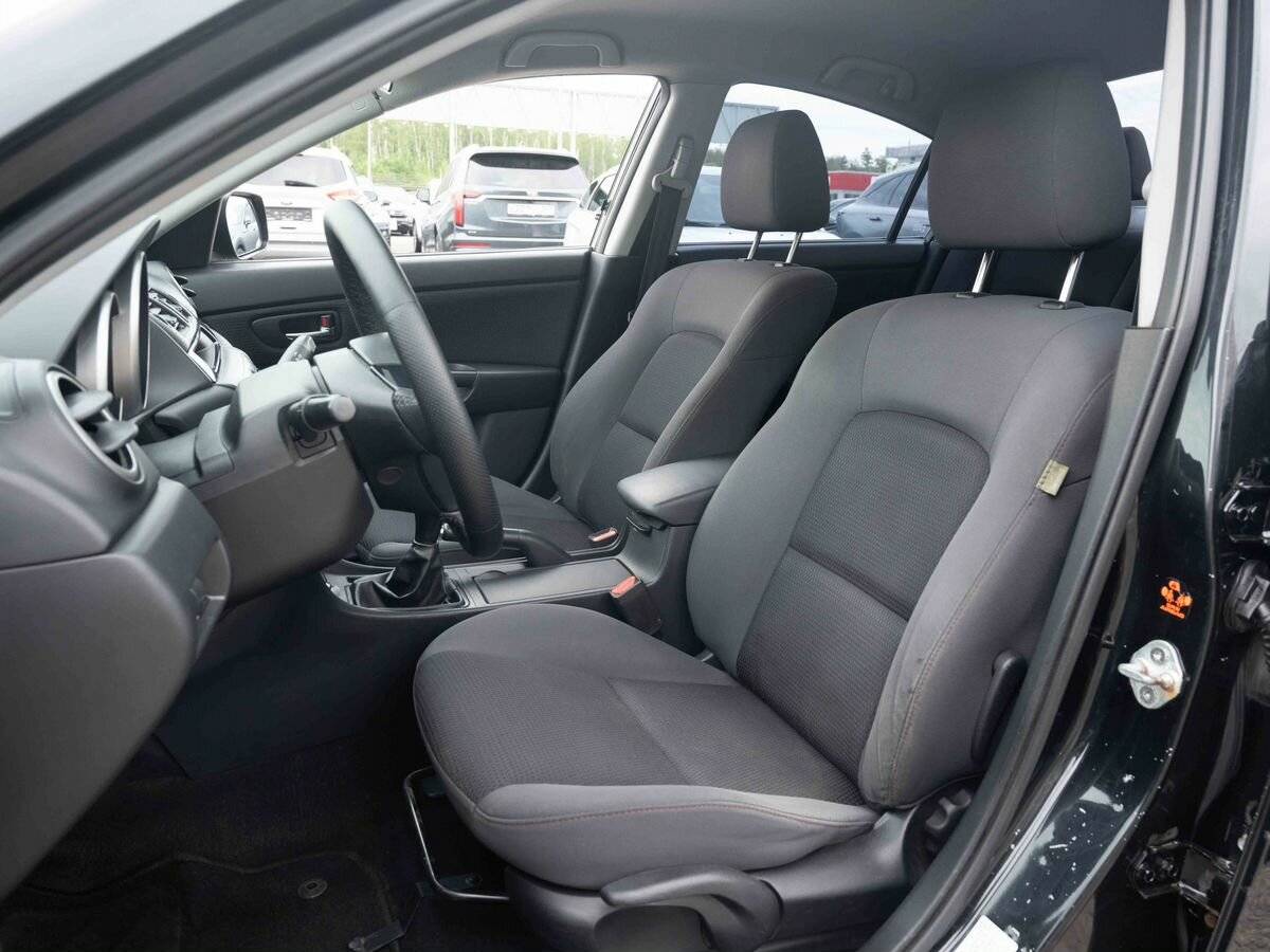 Купить Mazda 3 с пробегом. Фото: #8