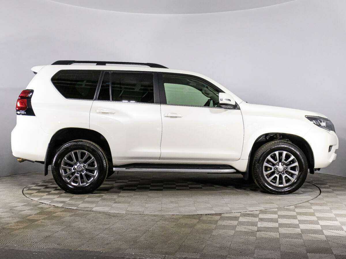 Купить Toyota Land Cruiser Prado с пробегом. Фото: #3