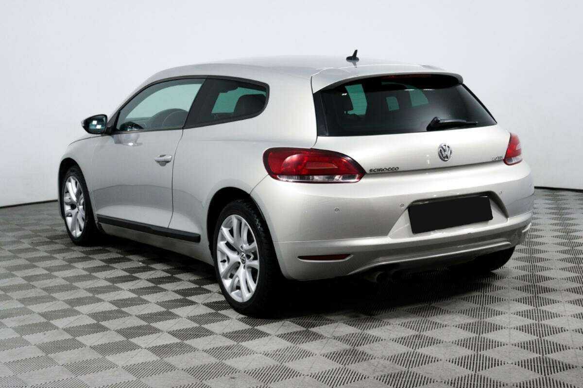 Купить Volkswagen Scirocco с пробегом. Фото: #6