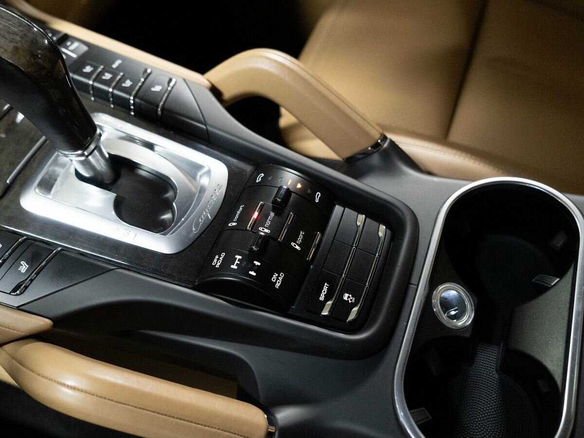 Купить Porsche Cayenne с пробегом. Фото: #15
