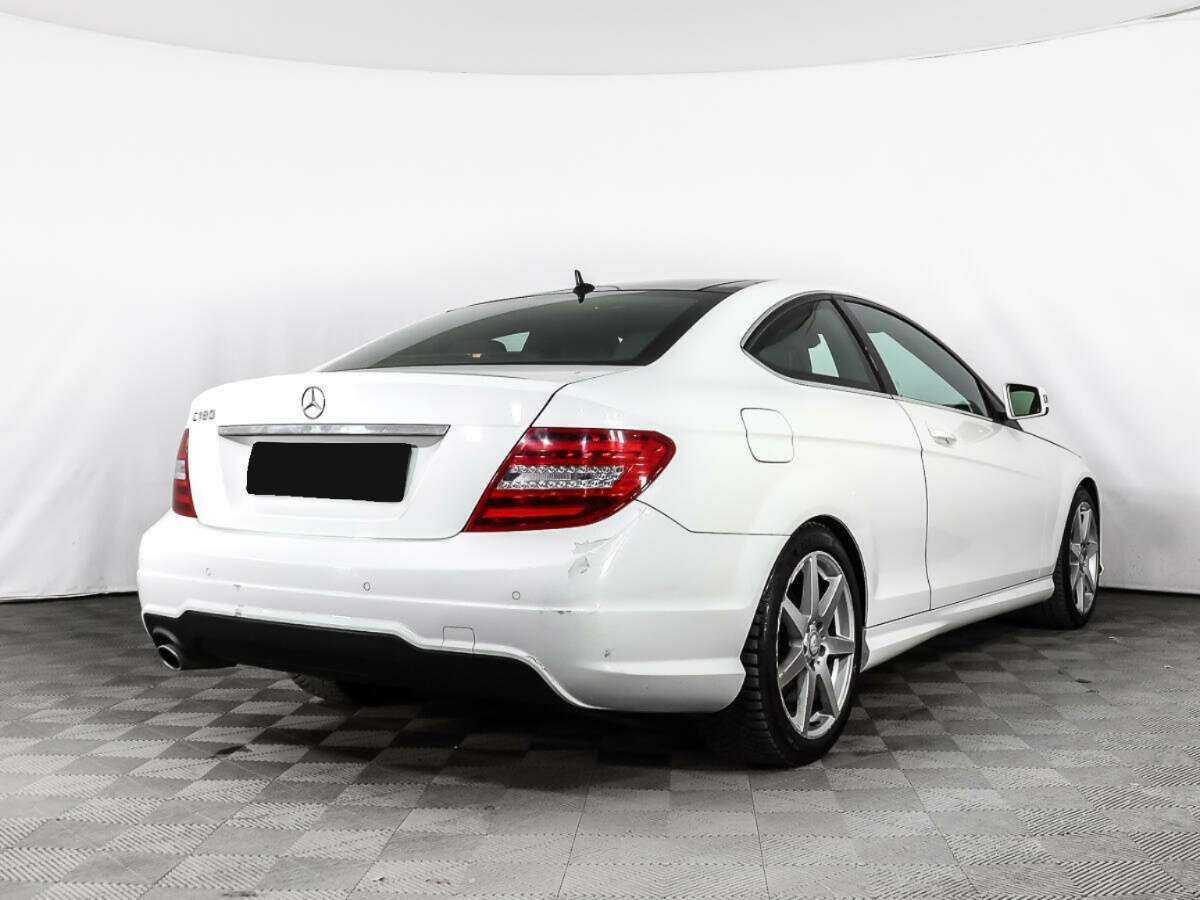 Купить Mercedes-Benz C-Класс с пробегом. Фото: #4