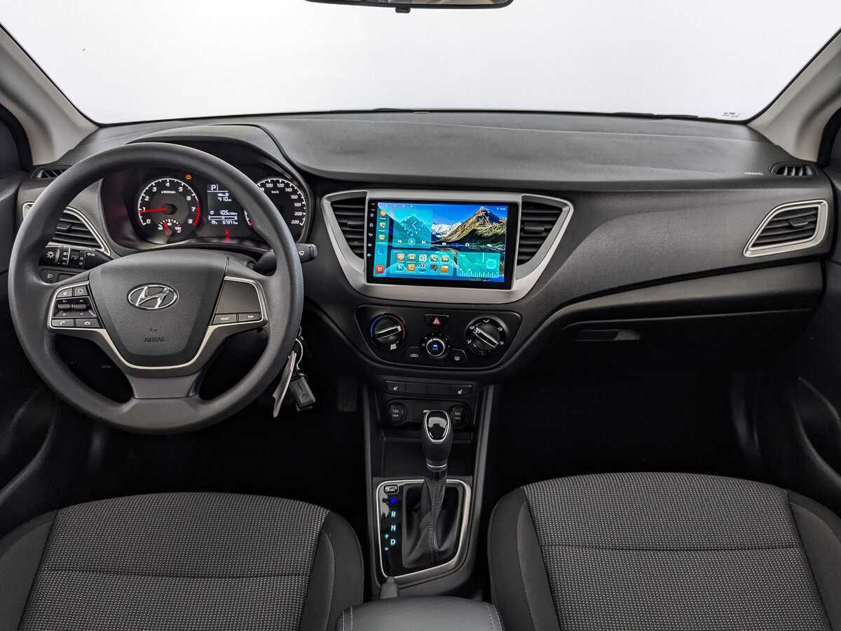 Купить Hyundai Solaris с пробегом. Фото: #9