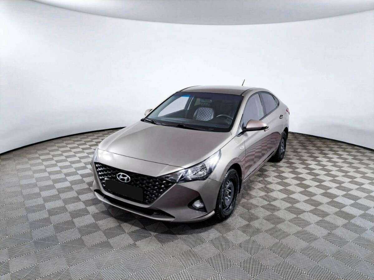 Купить Hyundai Solaris с пробегом. Фото: #0