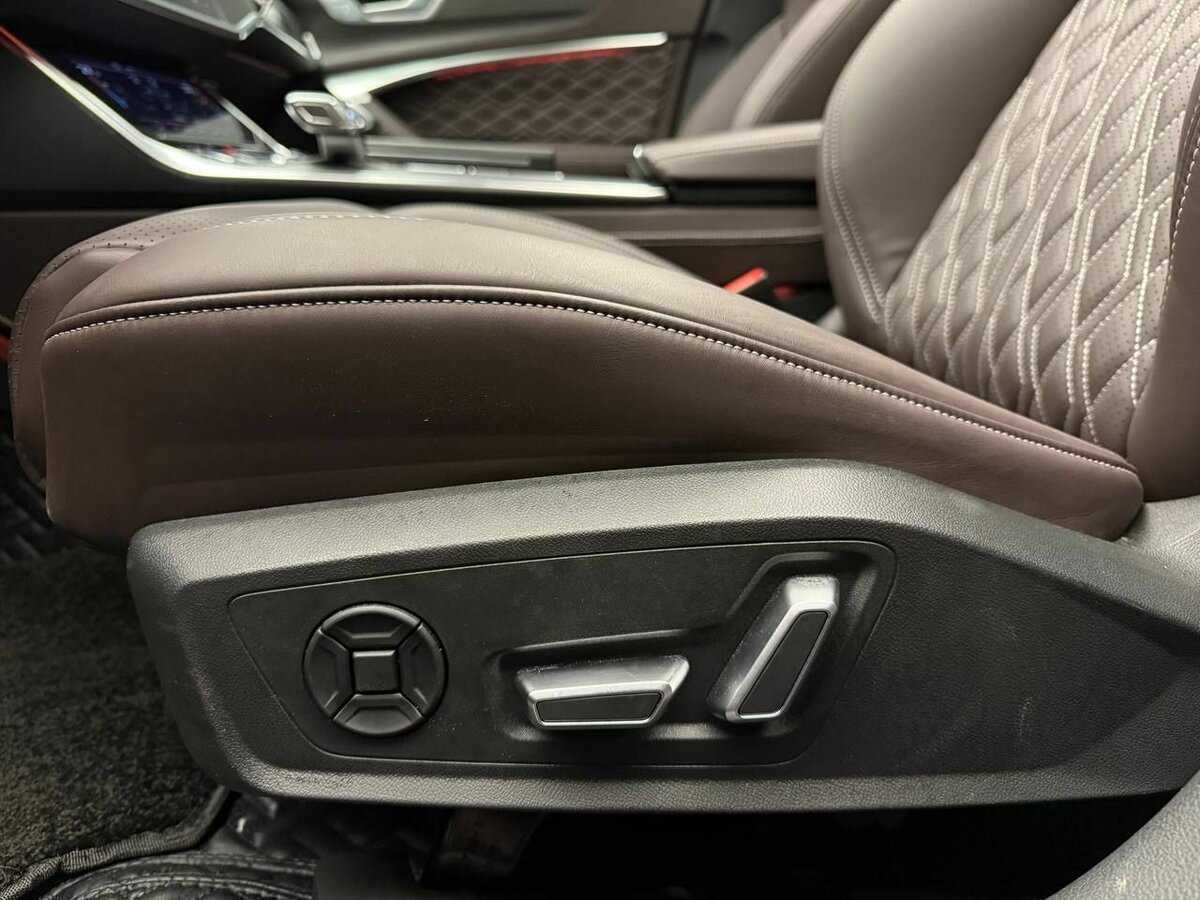 Купить Audi A6 с пробегом. Фото: #16