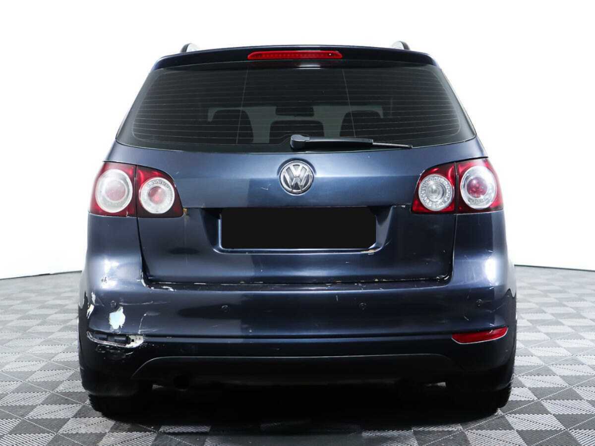 Купить Volkswagen Golf Plus с пробегом. Фото: #4