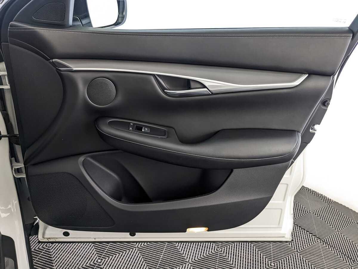 Купить Infiniti QX50 с пробегом. Фото: #18