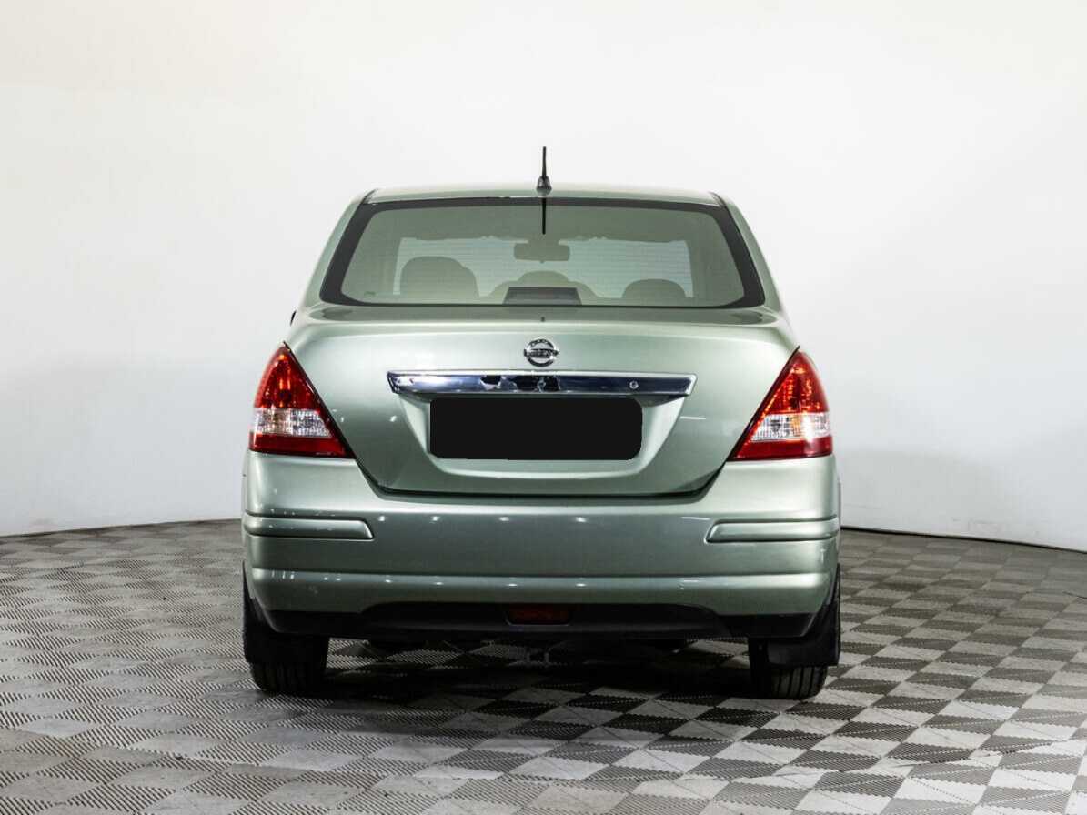 Купить Nissan Tiida с пробегом. Фото: #5