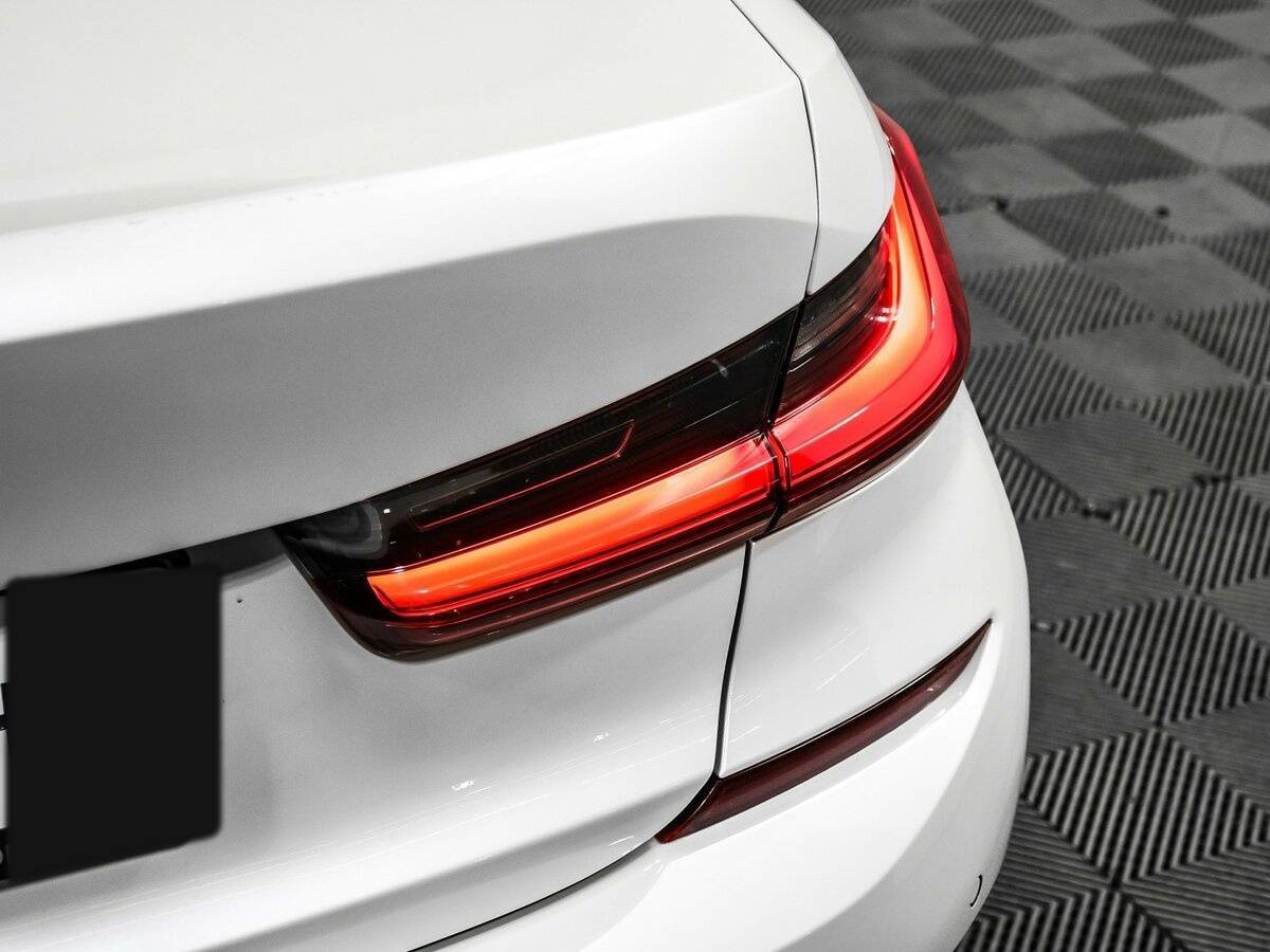 Купить BMW 3 серии с пробегом. Фото: #17