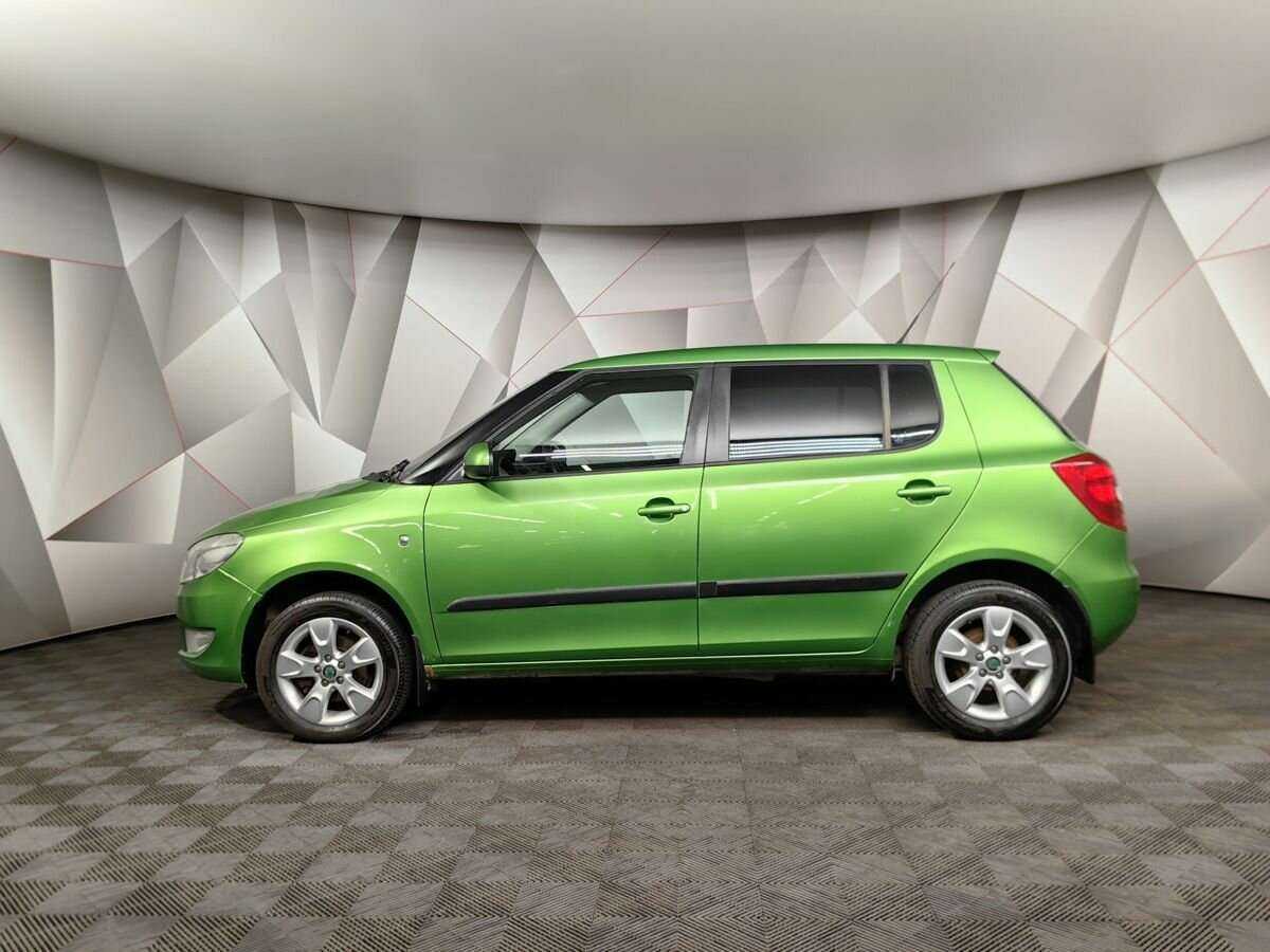 Купить Skoda Fabia с пробегом. Фото: #4