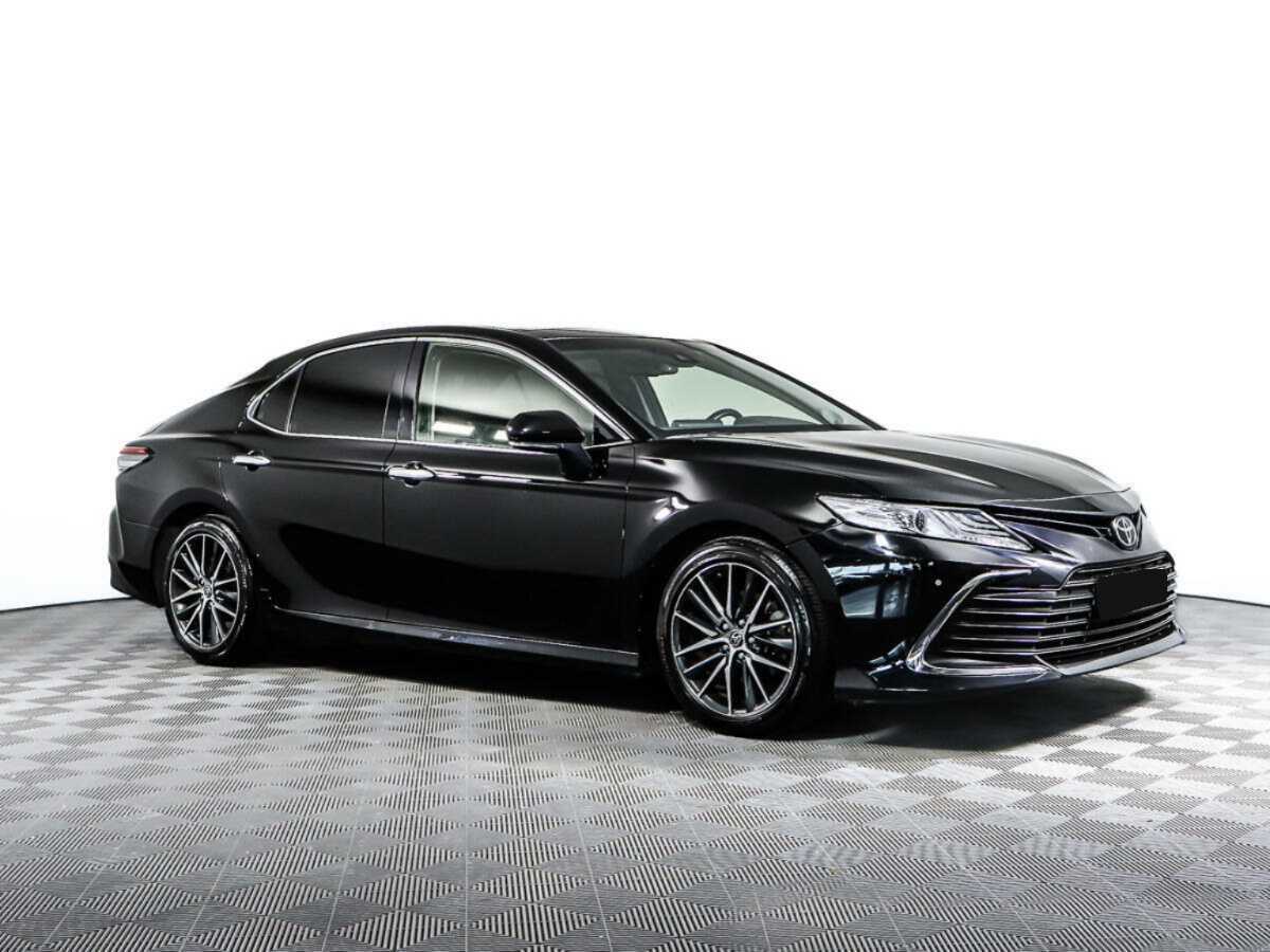 Купить Toyota Camry с пробегом. Фото: #1
