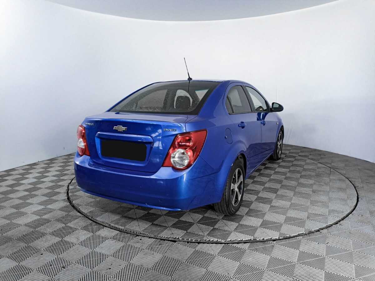 Купить Chevrolet Aveo с пробегом. Фото: #4