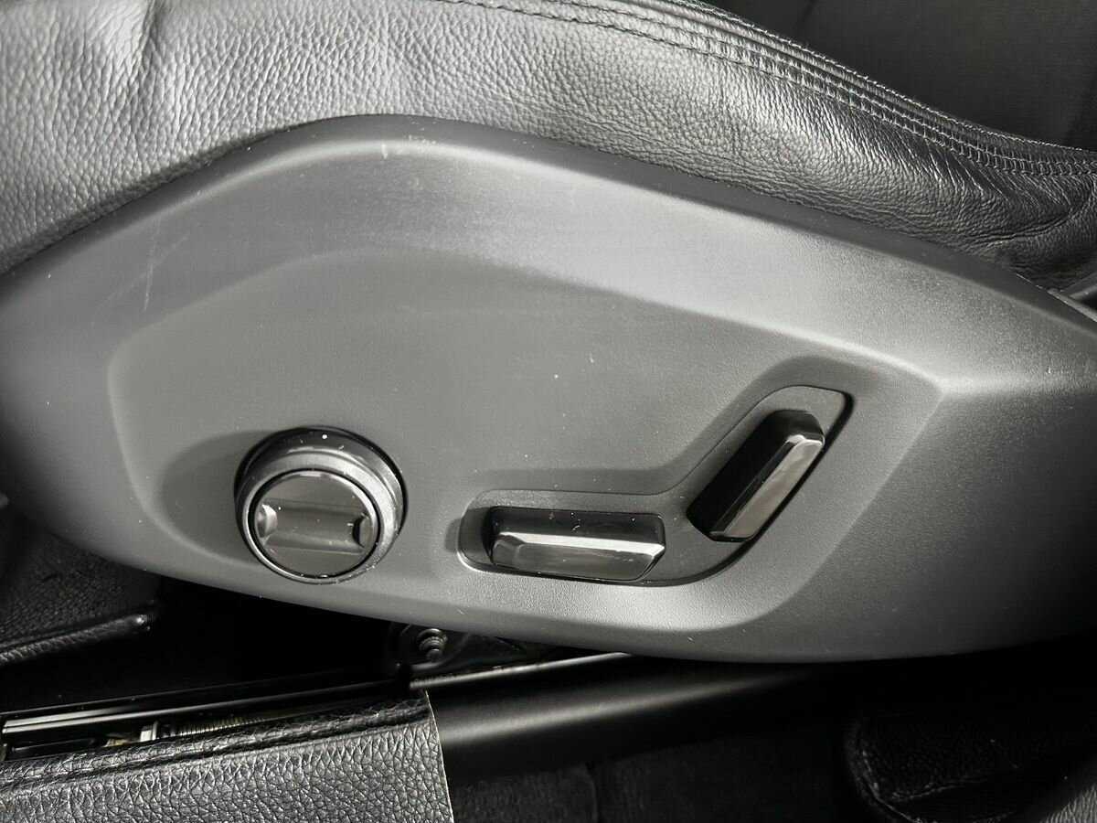 Купить Volvo XC60 с пробегом. Фото: #15