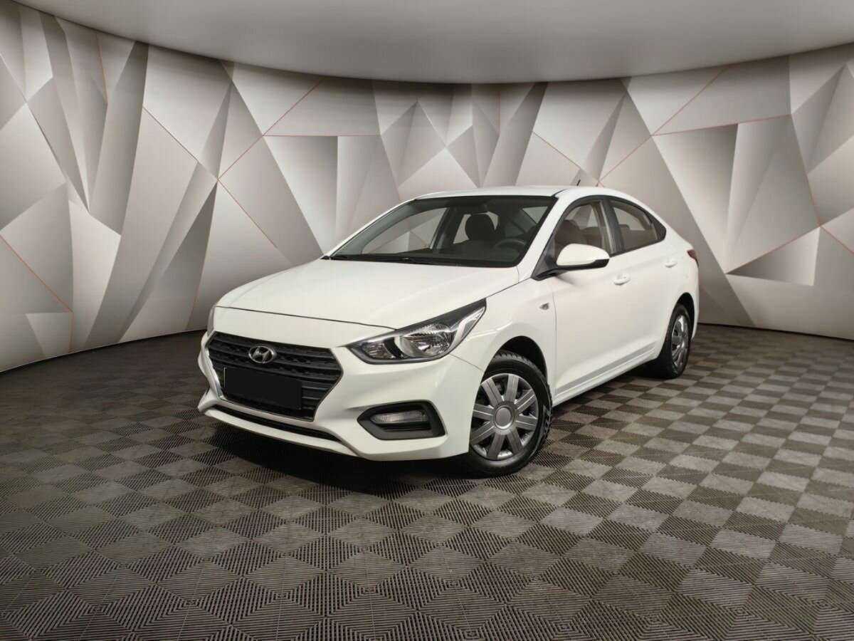 Купить Hyundai Solaris с пробегом. Посмотреть фото