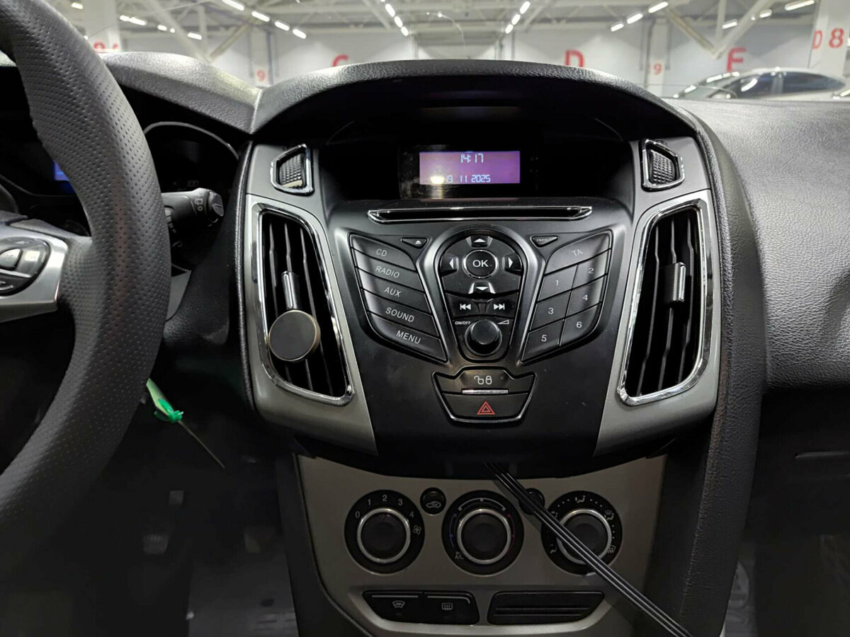 Купить Ford Focus с пробегом. Фото: #14