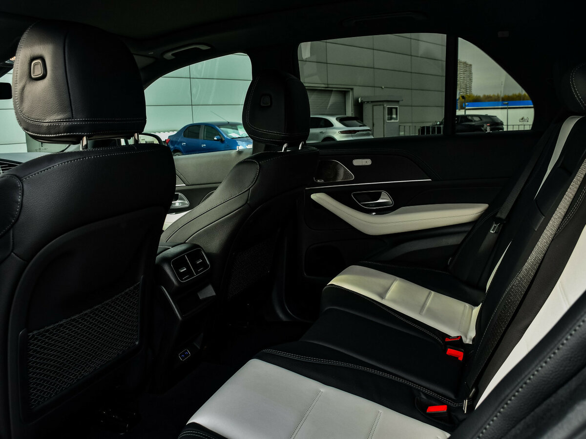 Купить Mercedes-Benz GLE с пробегом. Фото: #11