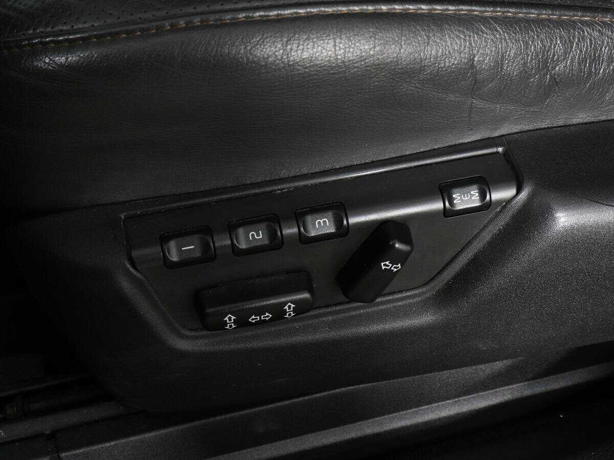 Купить Volvo XC90 с пробегом. Фото: #9