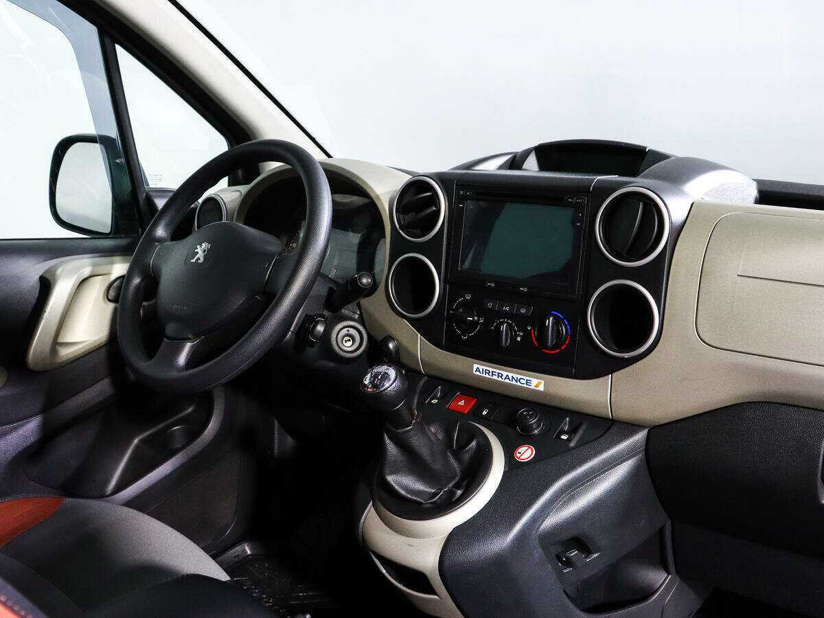 Купить Peugeot Partner с пробегом. Фото: #8