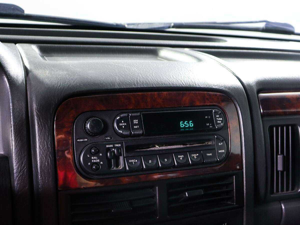 Купить Jeep Grand Cherokee с пробегом. Фото: #14
