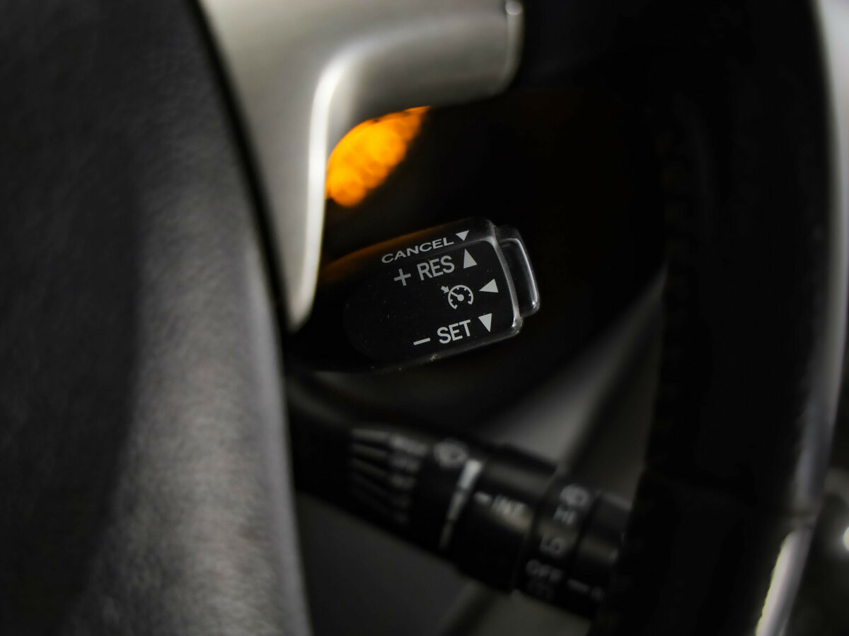 Купить Toyota Auris с пробегом. Фото: #22