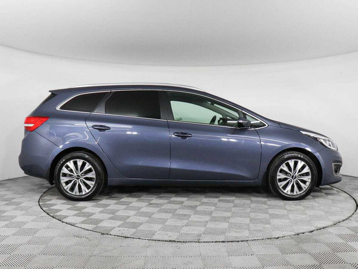 Купить Kia Ceed с пробегом. Фото: #3