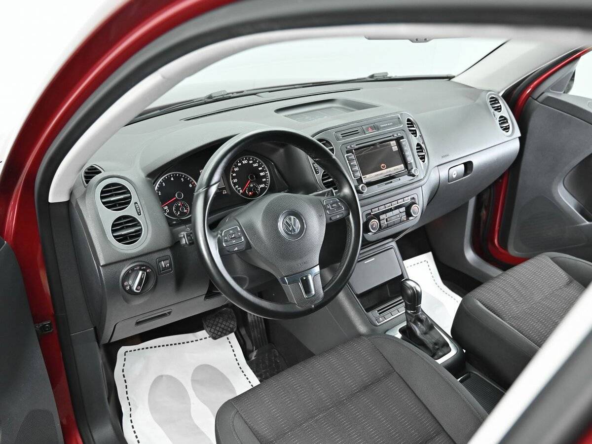 Купить Volkswagen Tiguan с пробегом. Фото: #7