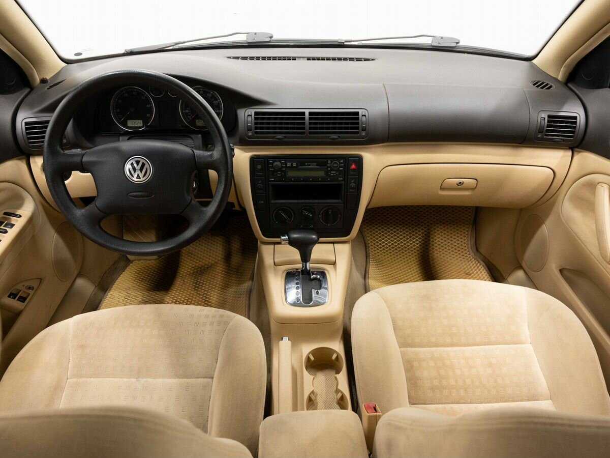 Купить Volkswagen Passat с пробегом. Фото: #12