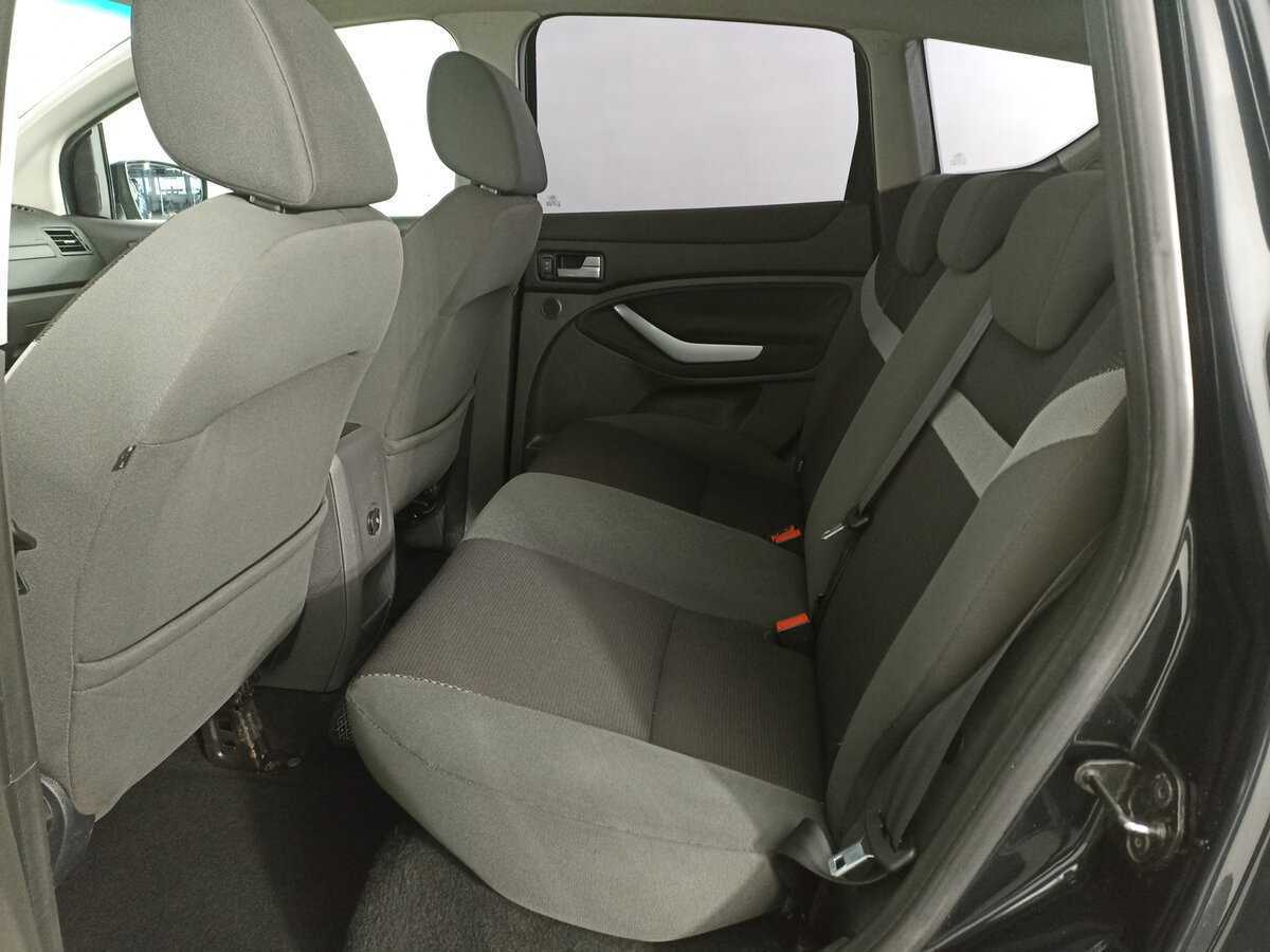 Купить Ford Kuga с пробегом. Фото: #11