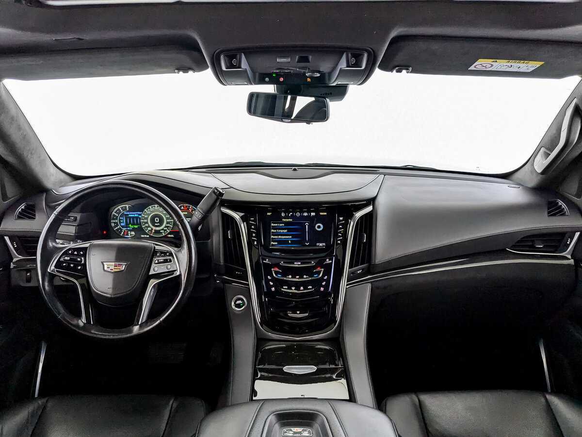 Купить Cadillac Escalade с пробегом. Фото: #11