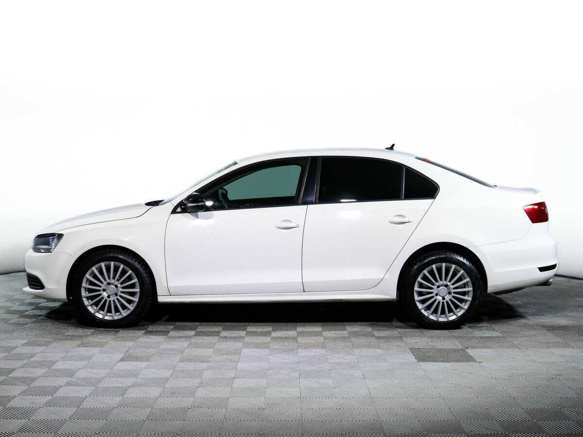 Купить Volkswagen Jetta с пробегом. Фото: #4