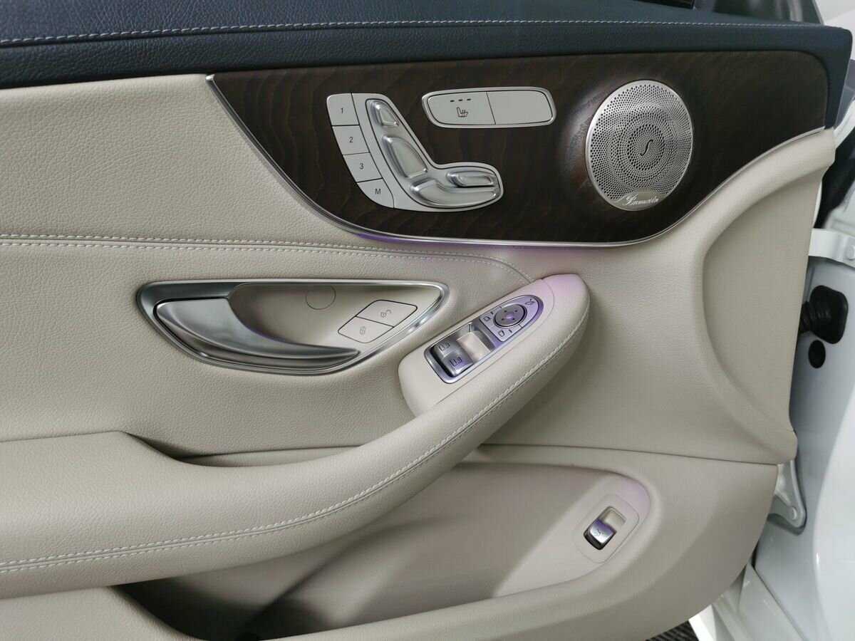 Купить Mercedes-Benz C-Класс с пробегом. Фото: #16