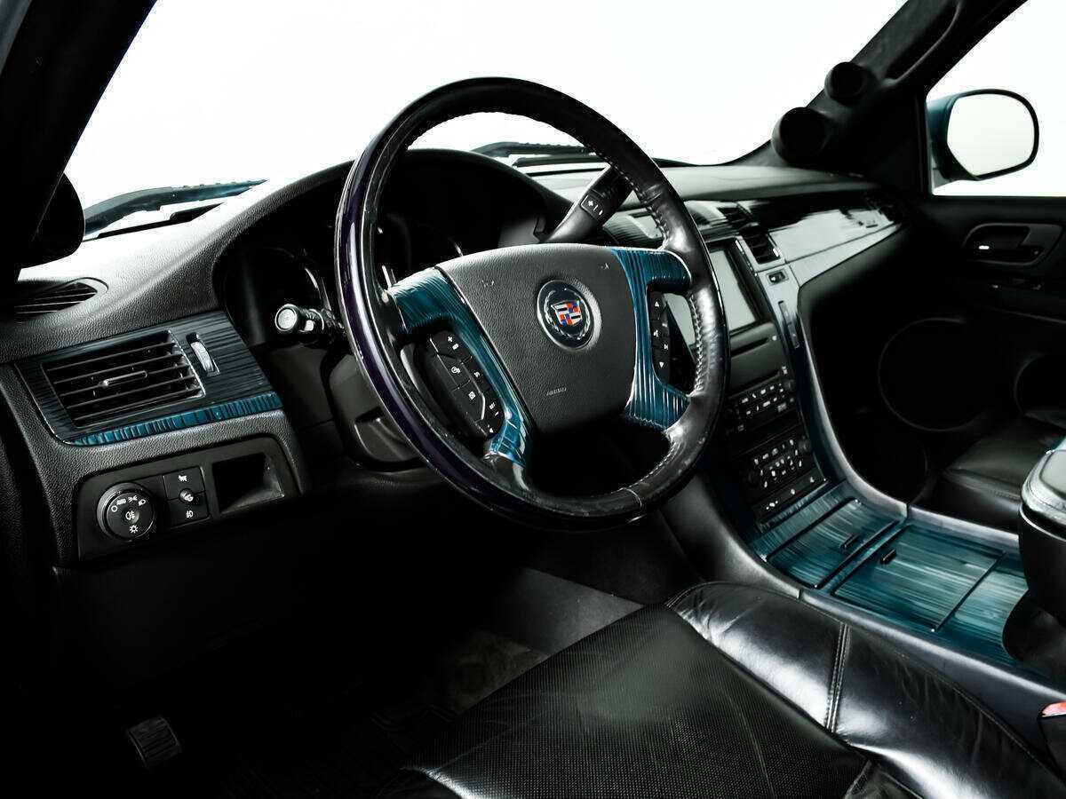 Купить Cadillac Escalade с пробегом. Фото: #11