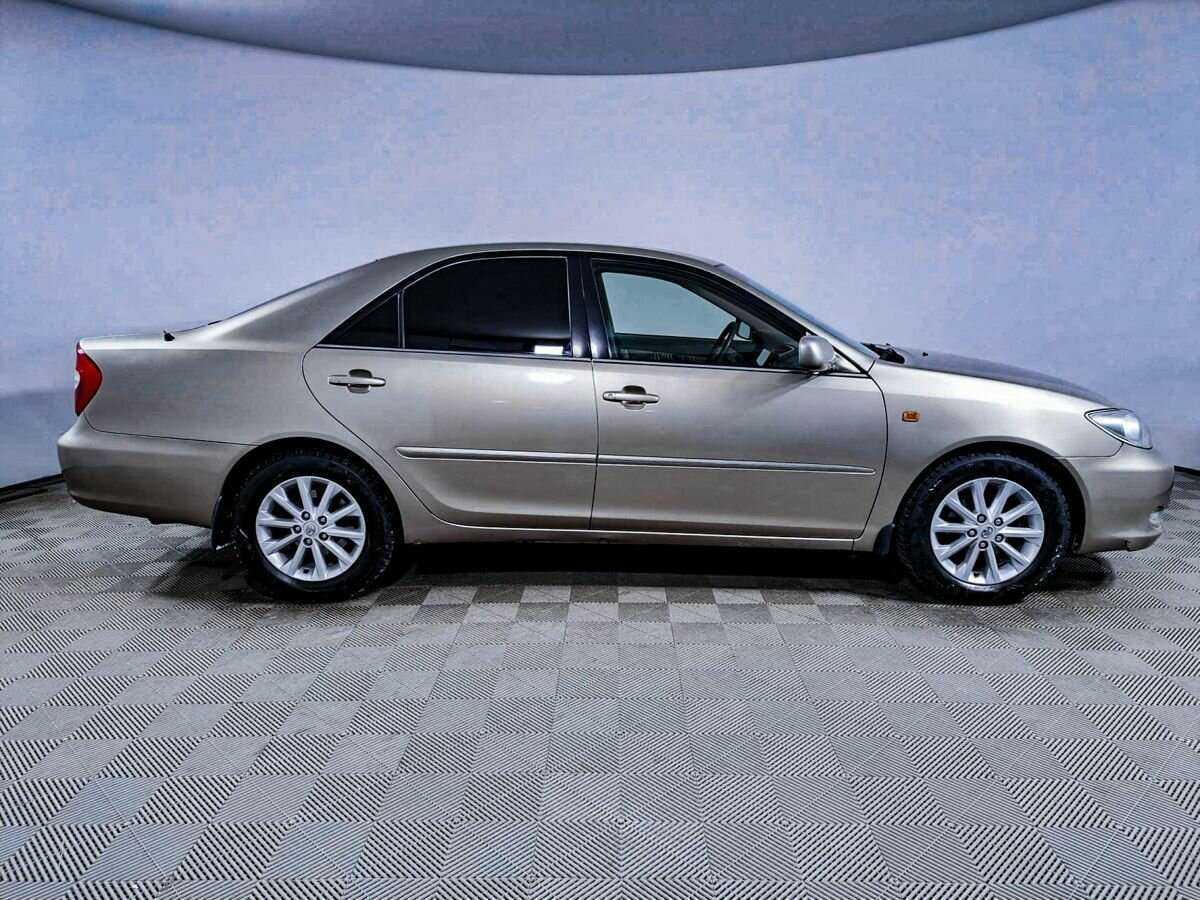 Купить Toyota Camry с пробегом. Фото: #3