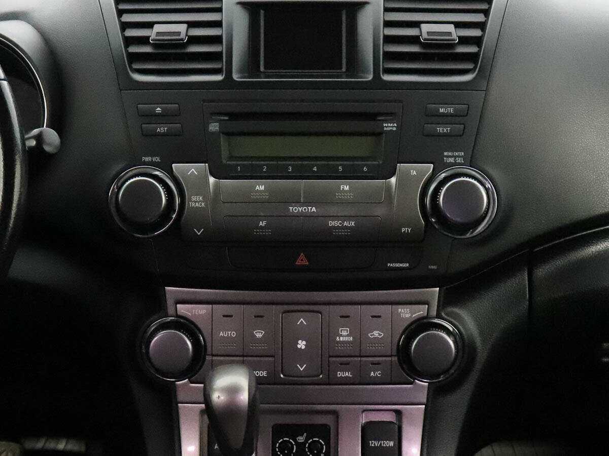 Купить Toyota Highlander с пробегом. Фото: #13