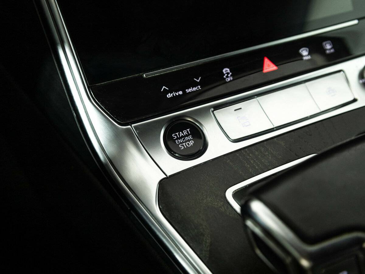 Купить Audi A6 с пробегом. Фото: #18