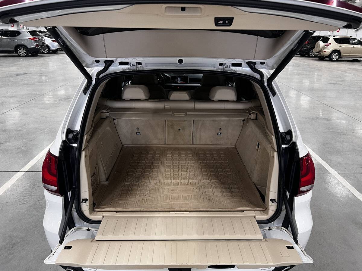 Купить BMW X5 с пробегом. Фото: #9