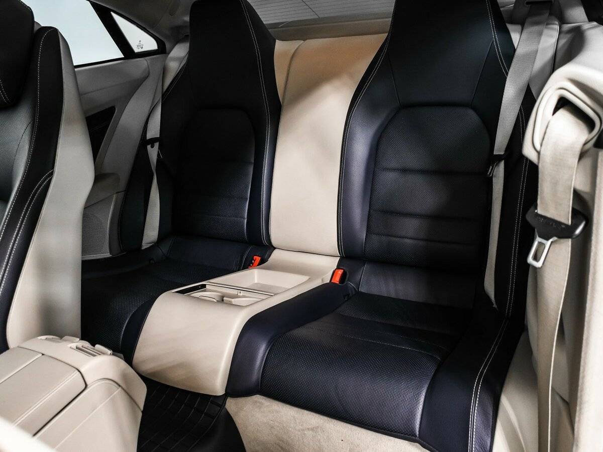 Купить Mercedes-Benz E-Класс с пробегом. Фото: #11