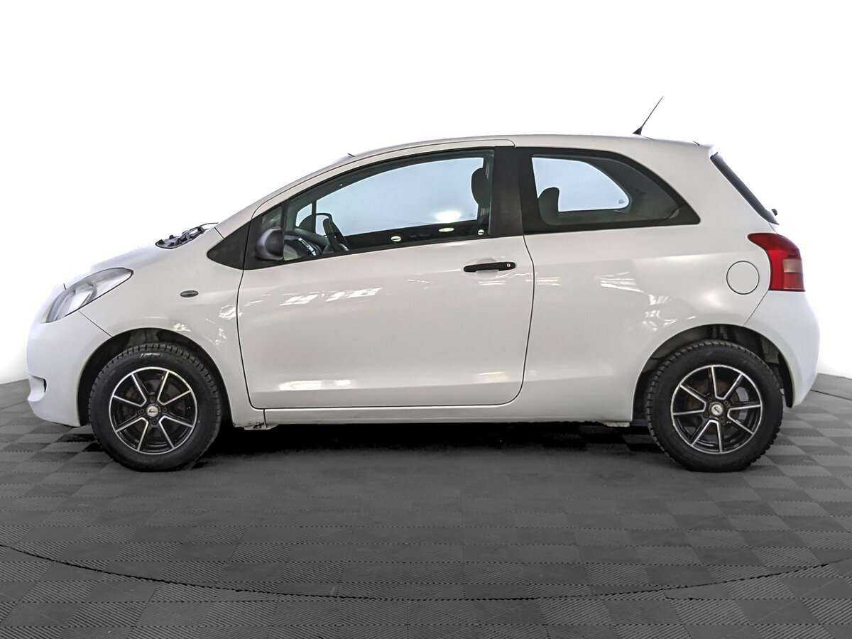 Купить Toyota Yaris с пробегом. Фото: #7
