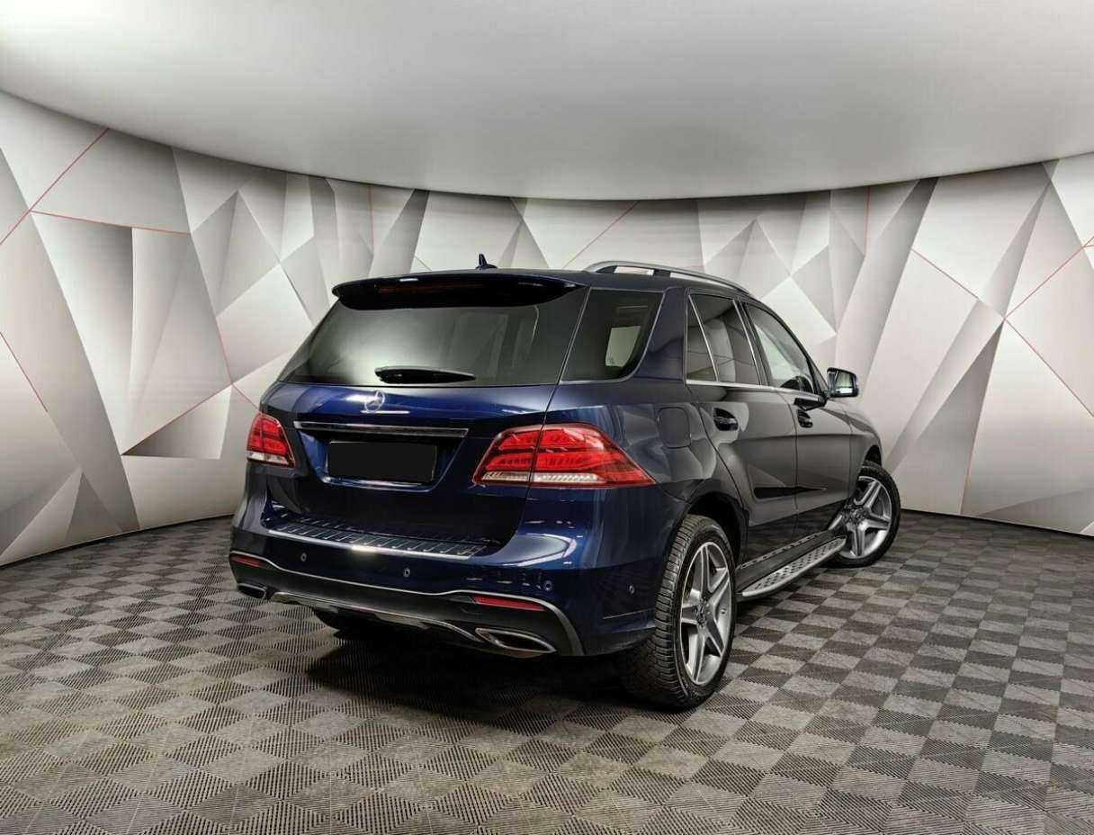 Купить Mercedes-Benz GLE с пробегом. Фото: #1