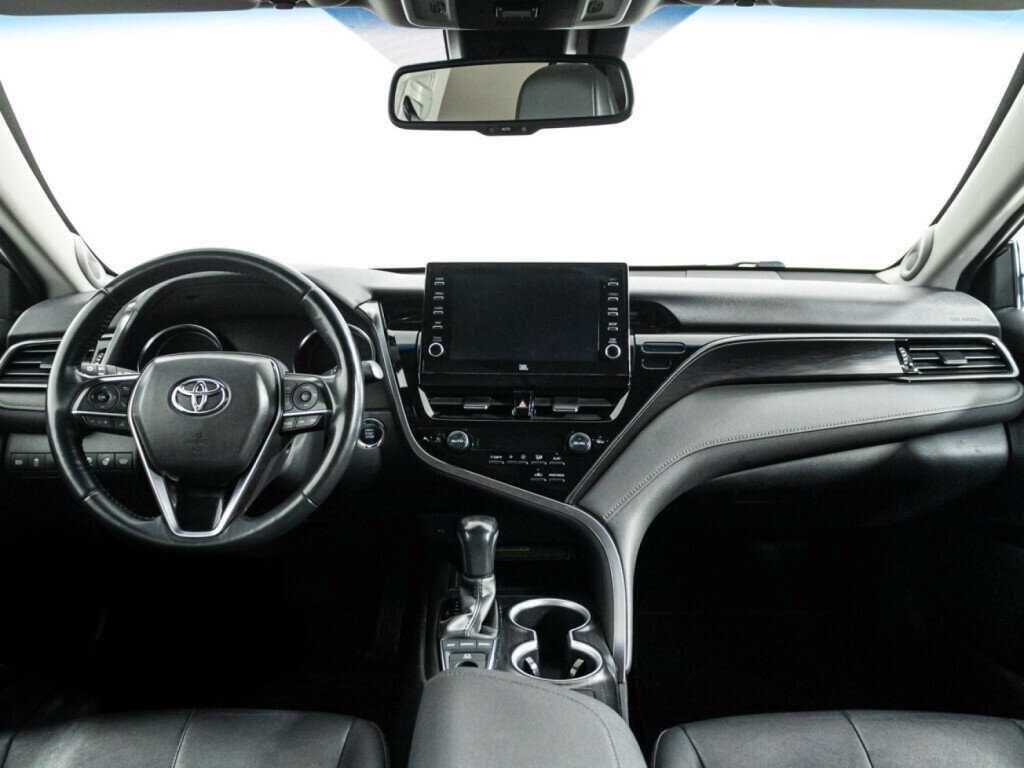 Купить Toyota Camry с пробегом. Фото: #12