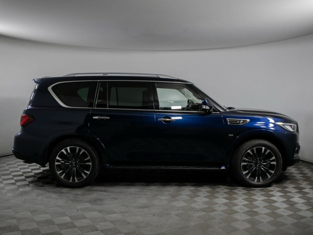 Купить Infiniti QX80 с пробегом. Фото: #3