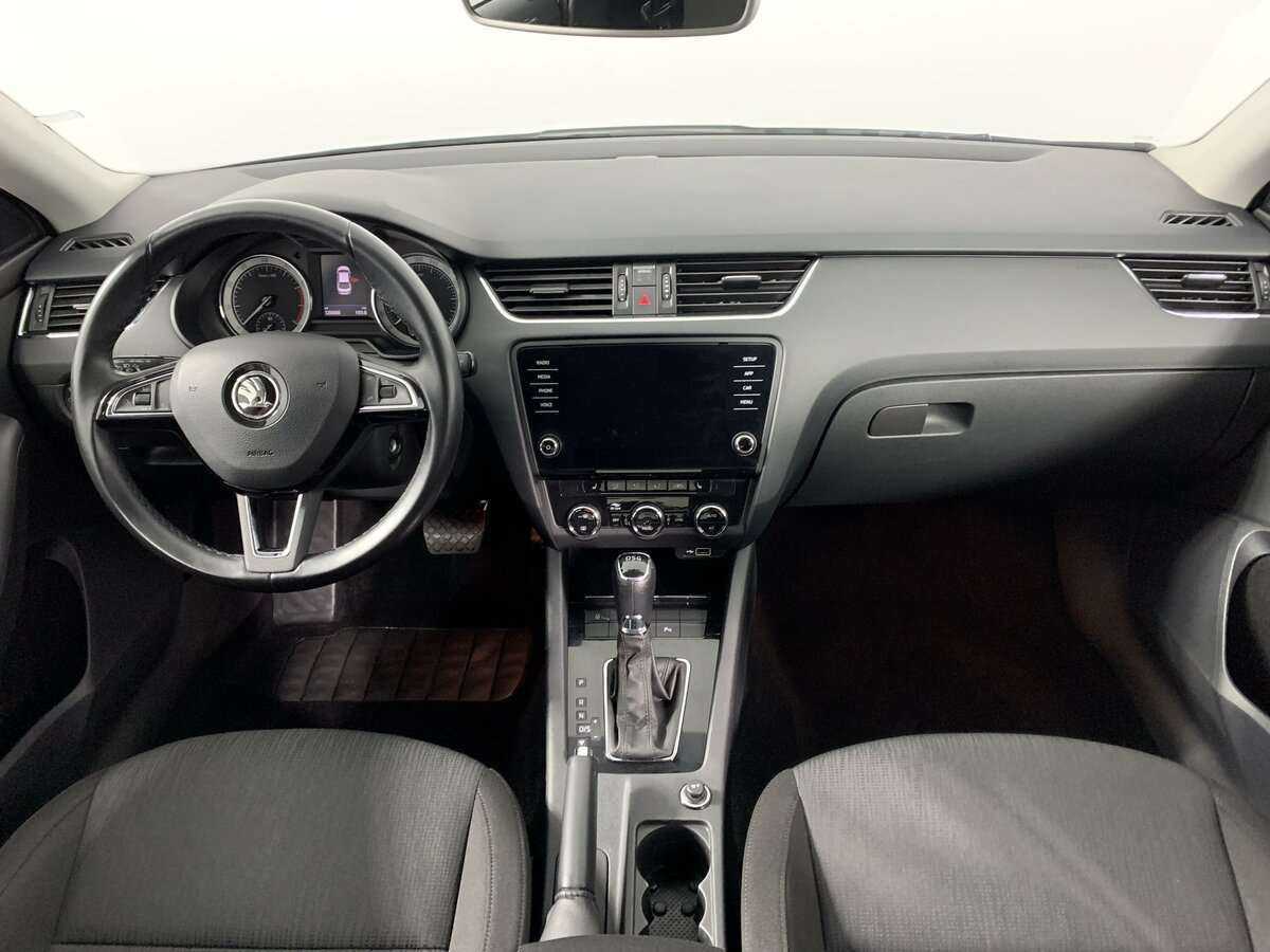 Купить Skoda Octavia с пробегом. Фото: #13
