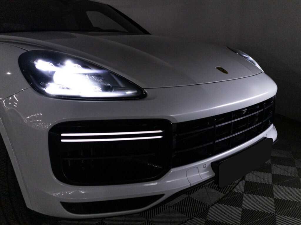 Купить Porsche Cayenne с пробегом. Фото: #27